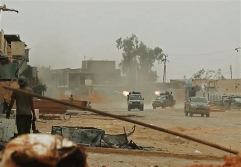 ­F­r­a­n­s­a­­n­ı­n­ ­L­i­b­y­a­­d­a­ ­y­a­p­t­ı­k­l­a­r­ı­ ­ç­a­t­ı­ş­m­a­y­ı­ ­k­ö­r­ü­k­l­ü­y­o­r­­